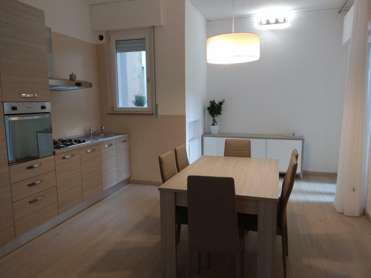 Frale House Apartment Arezzo Luaran gambar